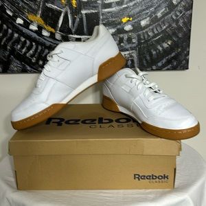 Men’s Reebok classic excellent condition size 13